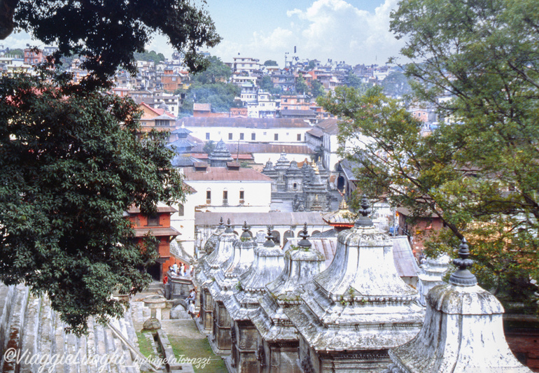 Nepal Oct 045c Pashupatinath