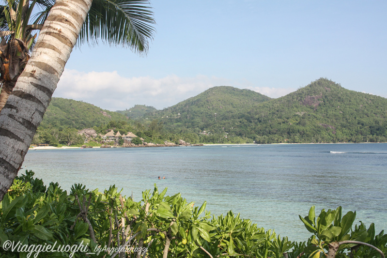 Seychelles Mar 13 047 Kempisky Beach