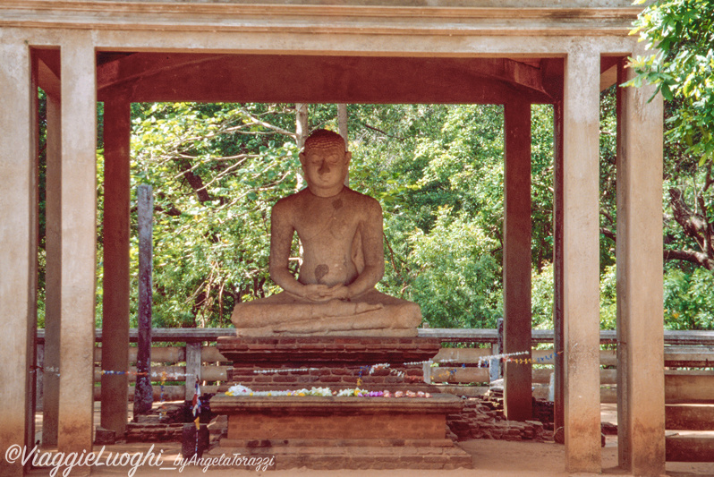 Sri Lanka ’96 011 Anuradhapura