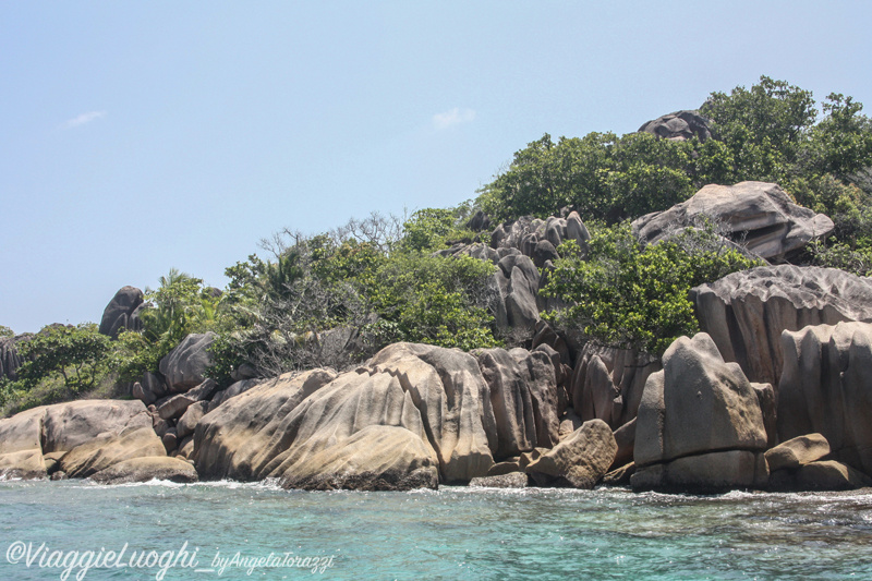 Seychelles Mar 13 594 Sister Isl.