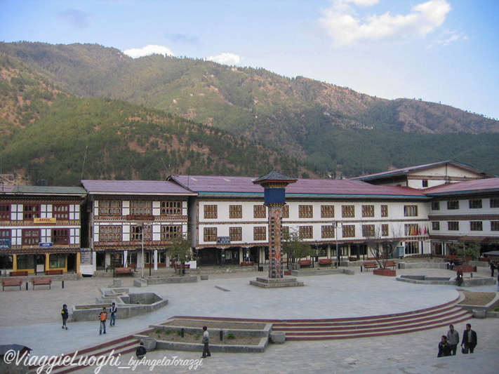 01 BHUTAN MARZO’08 170 Thimpu clock square