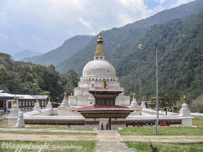 BHUTAN MARZO’08 387 Chorten kora