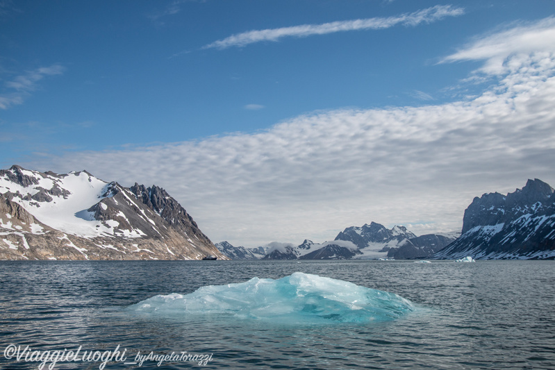 Svalbard Jul 2024 – 02787 Burgerbukta