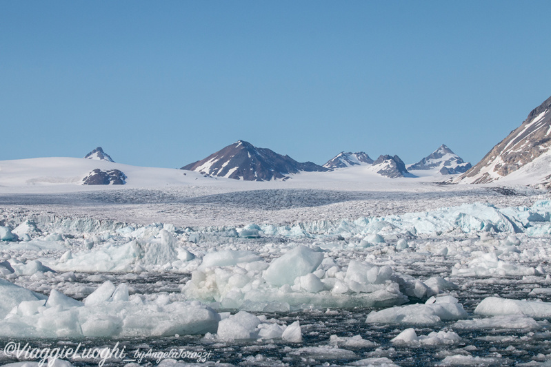 Svalbard Jul 2024 – 02819 Burgerbukta